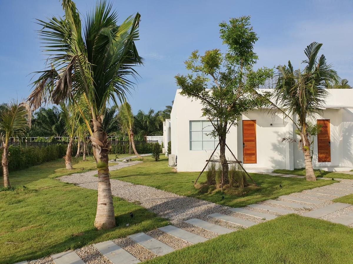 Meet Boutique Resort Surat Thani Zewnętrze zdjęcie